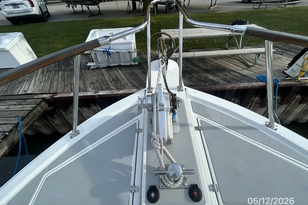 36' Monk anchor windlass1