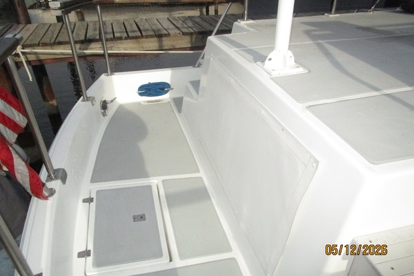 36' Monk aftdeck port