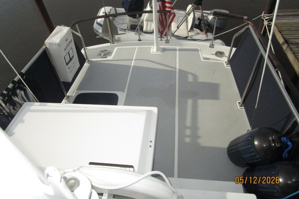 36' Monk trunk cabin aft