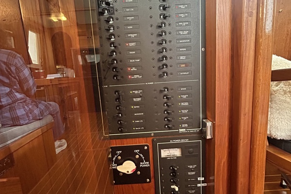 36' Monk electrical panel