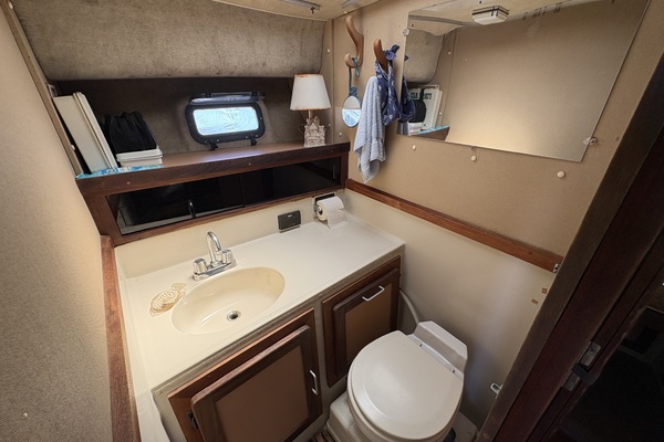 34ft Silverton Yacht For Sale