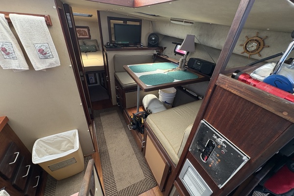 34ft Silverton Yacht For Sale