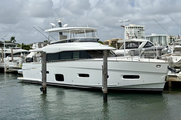 66-ft-Azimut-2020-Magellano 66-Coconut Grove Florida United States yacht for sale