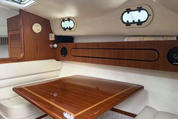 34ft Pursuit Yacht For Sale