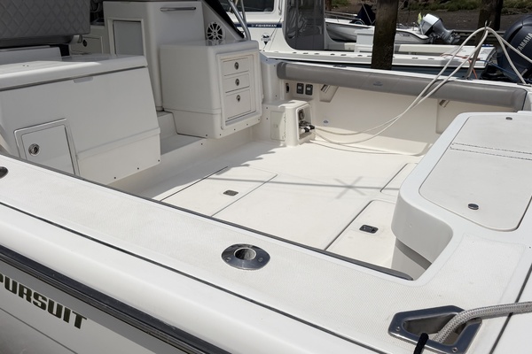 34ft Pursuit Yacht For Sale