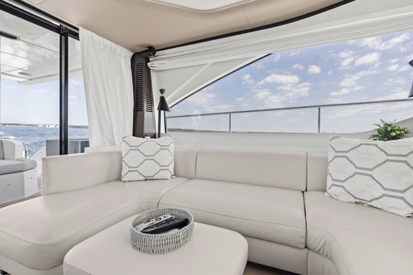 60ft Azimut Yacht For Sale