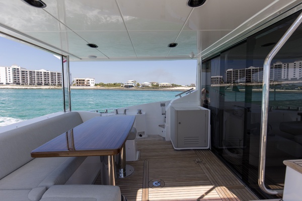 60ft Azimut Yacht For Sale