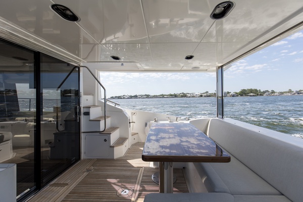 60ft Azimut Yacht For Sale