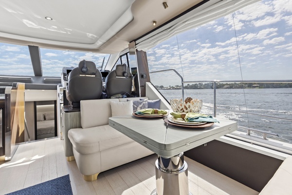 60ft Azimut Yacht For Sale