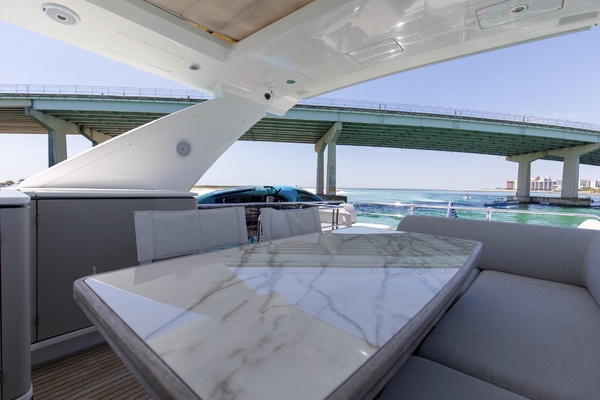 60ft Azimut Yacht For Sale
