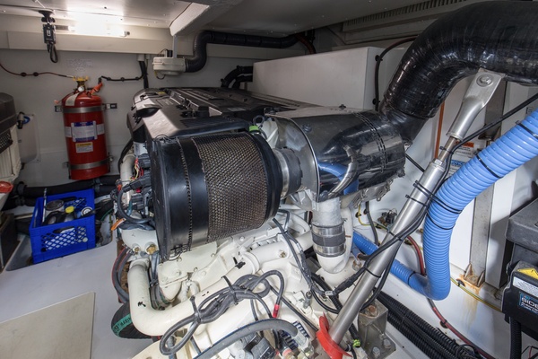 60ft Azimut Yacht For Sale