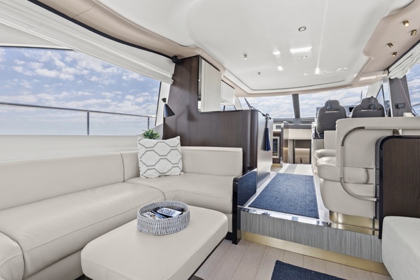 60ft Azimut Yacht For Sale