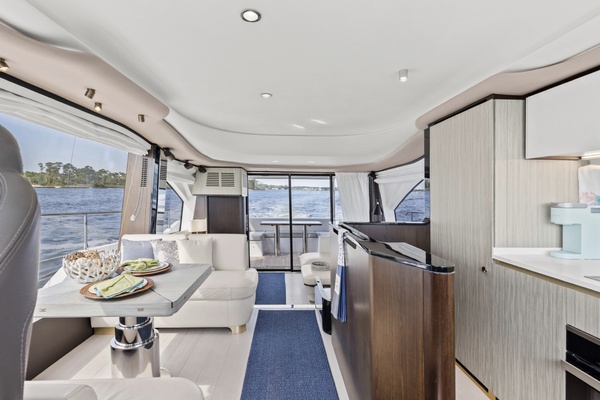60ft Azimut Yacht For Sale