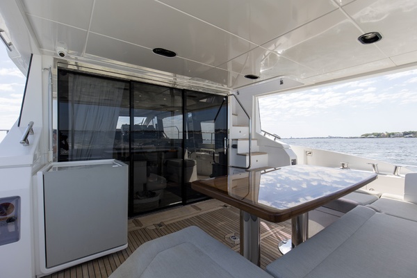 60ft Azimut Yacht For Sale