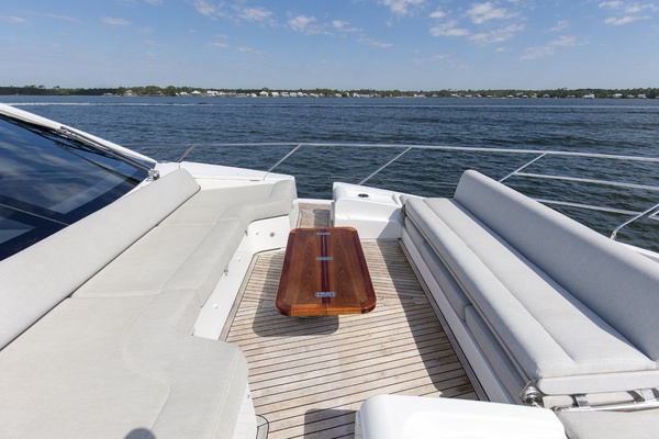 60ft Azimut Yacht For Sale