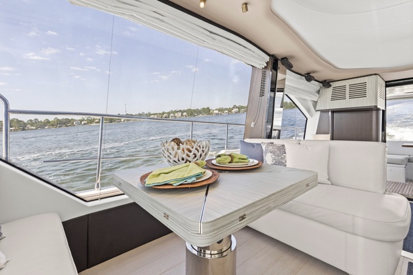 60ft Azimut Yacht For Sale