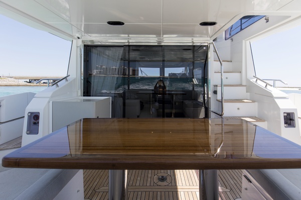 60ft Azimut Yacht For Sale
