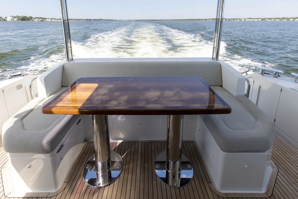 60ft Azimut Yacht For Sale