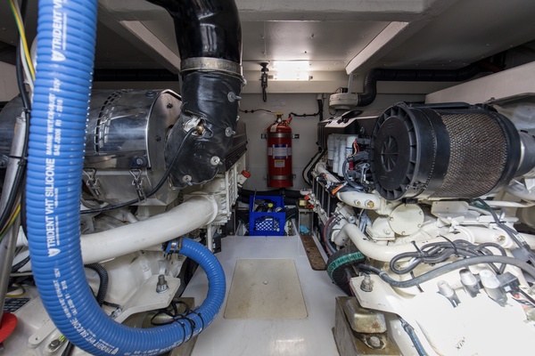 60ft Azimut Yacht For Sale