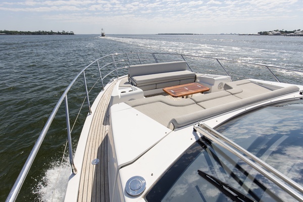 60ft Azimut Yacht For Sale