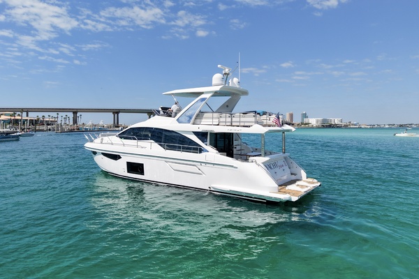 60ft Azimut Yacht For Sale