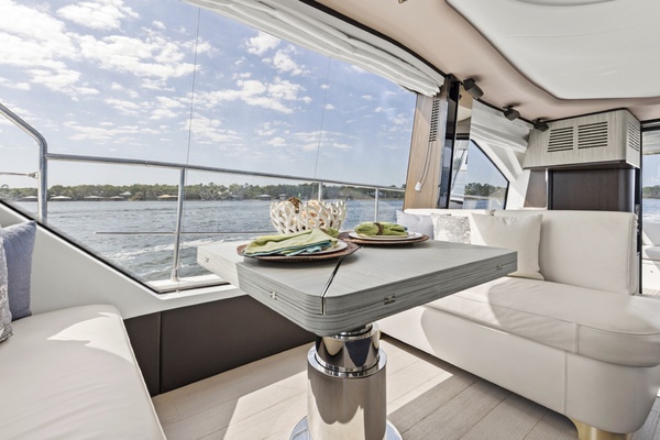 60ft Azimut Yacht For Sale