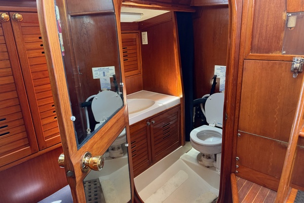 Cormorant 40ft Jonmeri Yacht For Sale