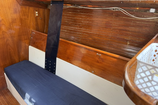 34ft Peterson Yacht For Sale