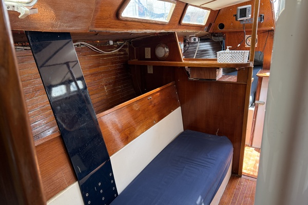 34ft Peterson Yacht For Sale