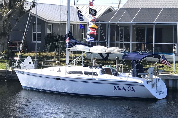 Windy City 32ft Catalina Yacht For Sale