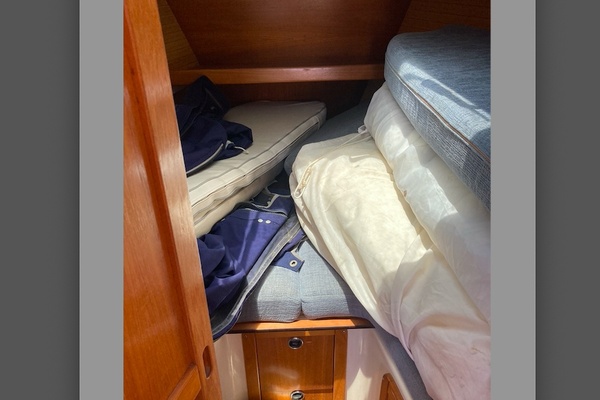 Windy City 32ft Catalina Yacht For Sale