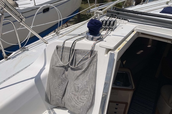 Windy City 32ft Catalina Yacht For Sale