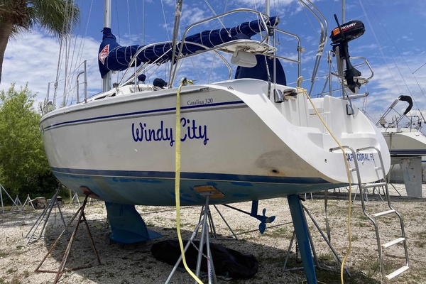 Windy City 32ft Catalina Yacht For Sale