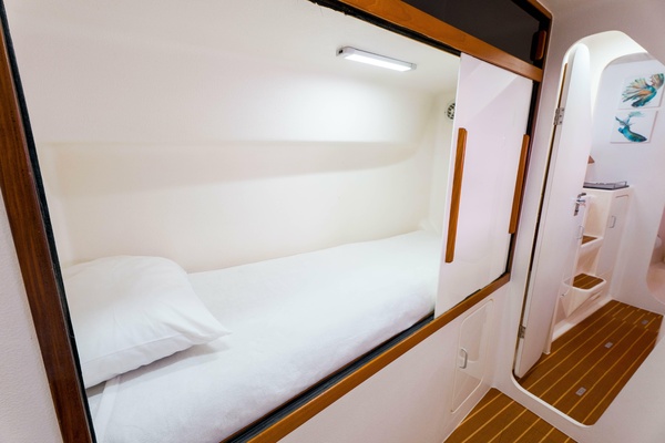 52ft Voyage Yachts Yacht For Sale