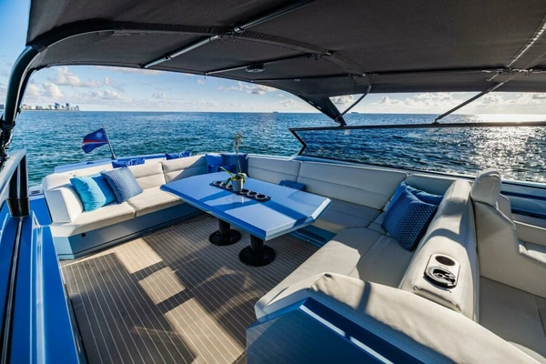 2019 Vanquish Yachts 58