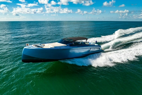 2019 Vanquish Yachts 58
