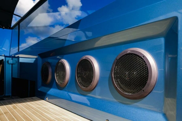 2019 Vanquish Yachts 58