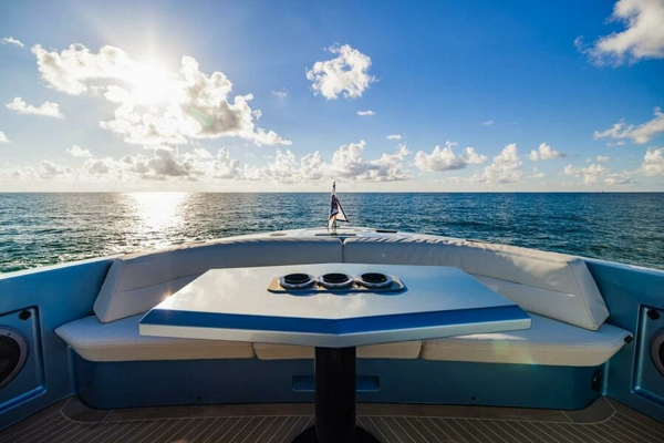 2019 Vanquish Yachts 58