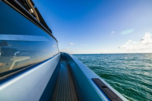 2019 Vanquish Yachts 58