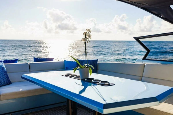 2019 Vanquish Yachts 58