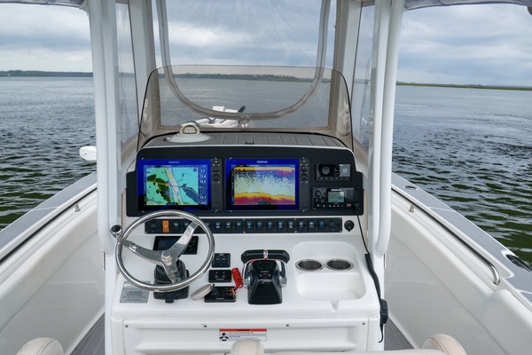27ft Sea Hunt Yacht For Sale