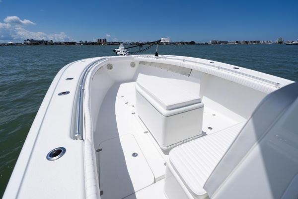 34ft Yellowfin Yacht For Sale