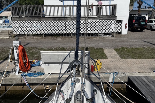 LOU ANN 34ft Pacific Seacraft Yacht For Sale