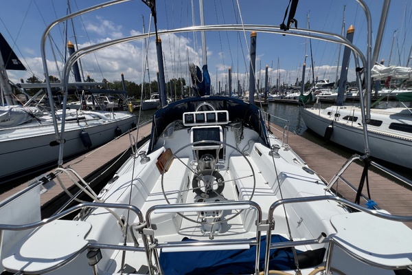 Ibis 34ft Catalina Yacht For Sale