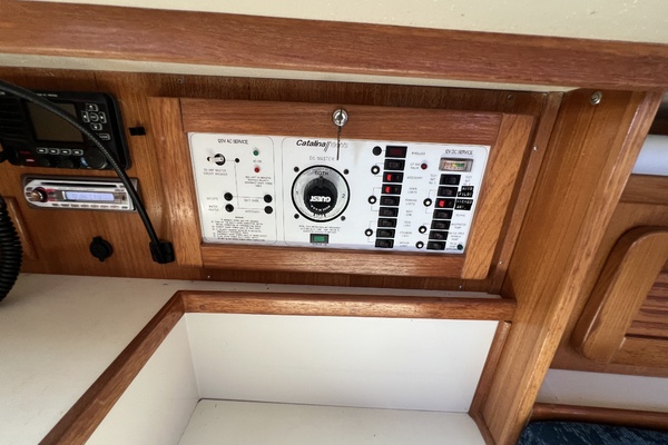 Ibis 34ft Catalina Yacht For Sale