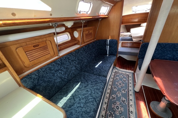 Ibis 34ft Catalina Yacht For Sale