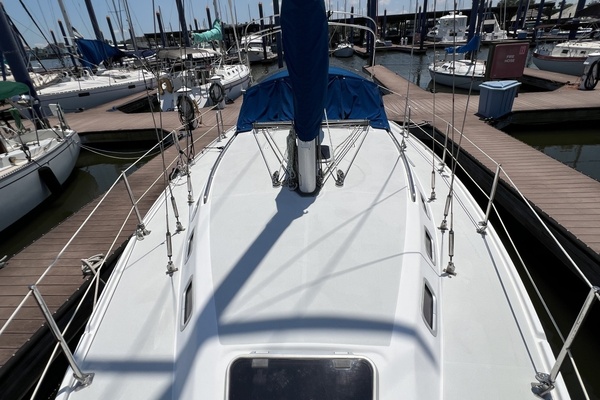 Ibis 34ft Catalina Yacht For Sale