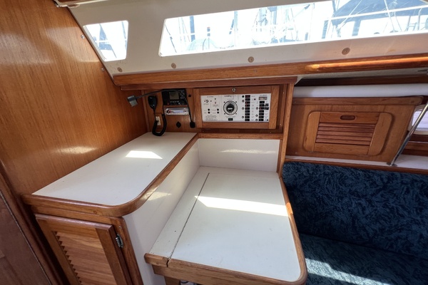Ibis 34ft Catalina Yacht For Sale