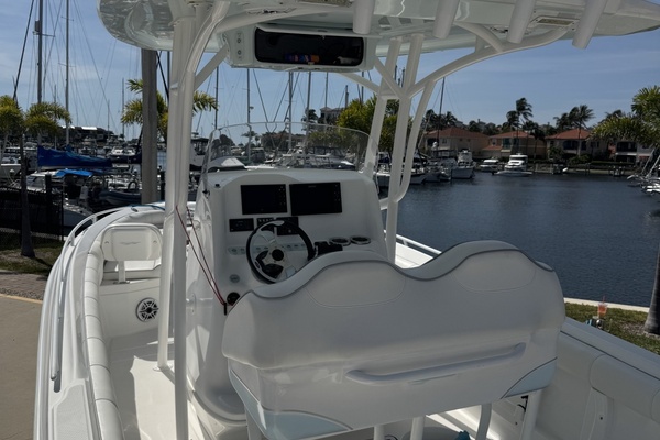28ft Glasstream Yacht For Sale