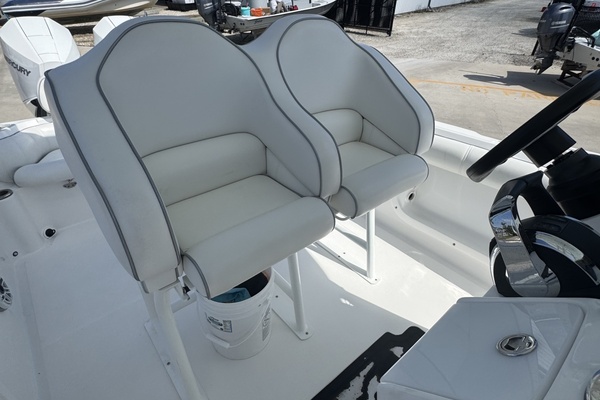 28ft Glasstream Yacht For Sale